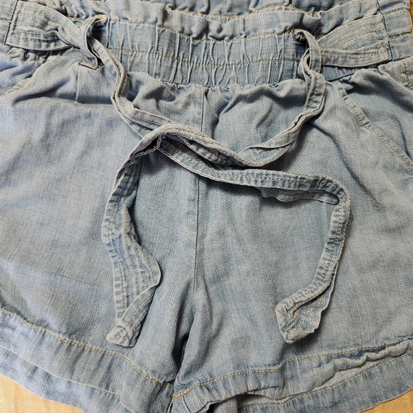 Jolt high waisted shorts size small - Picture 5 of 7